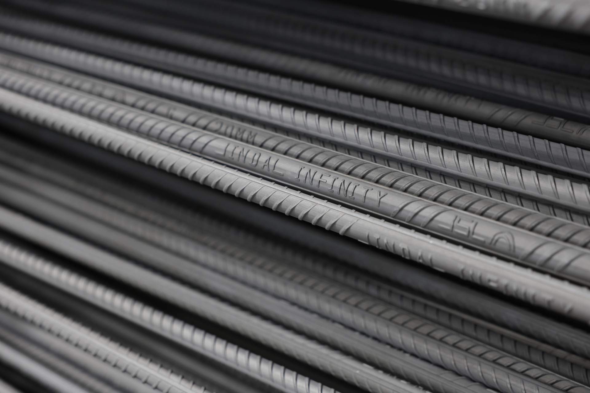 Jindal Stainless launches &lsquo;Jindal Infinity&rsquo; stainless steel rebars in Punjab, takes product to retail